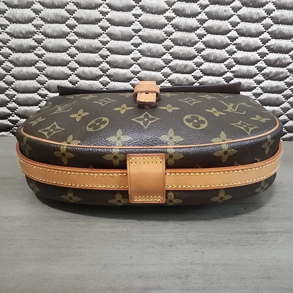 AUTHENTIC vintage(35 yrs.old) louis vuitton JEUNE FILLE MM - Picture 4 of 16